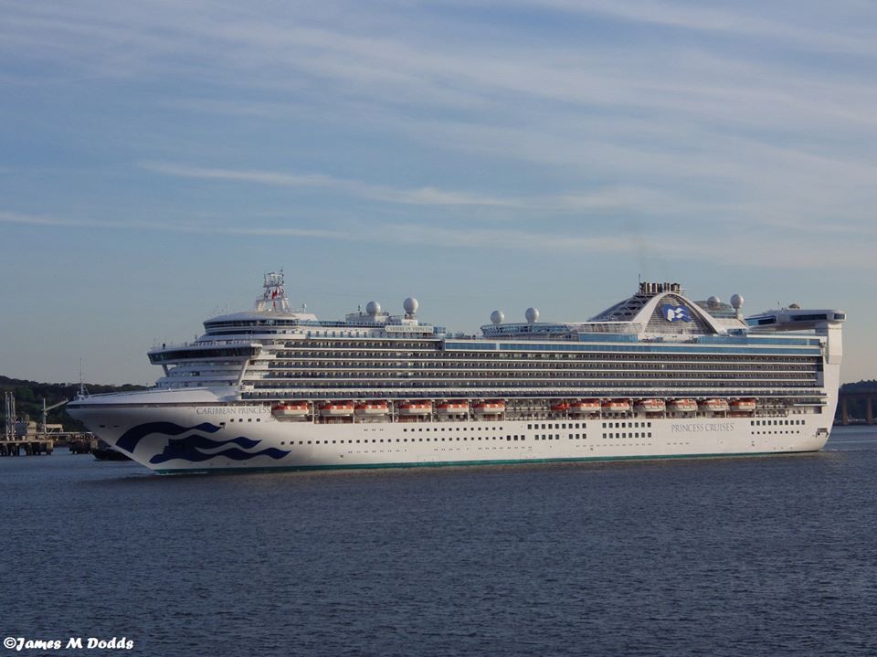 No.1619 Caribbean Princess launched in 2003 | The World's Passenger Ships